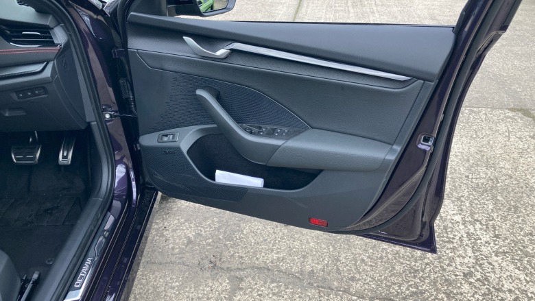 Skoda Octavia 2.0 TSI vRS 5dr DSG Petrol Hatchback